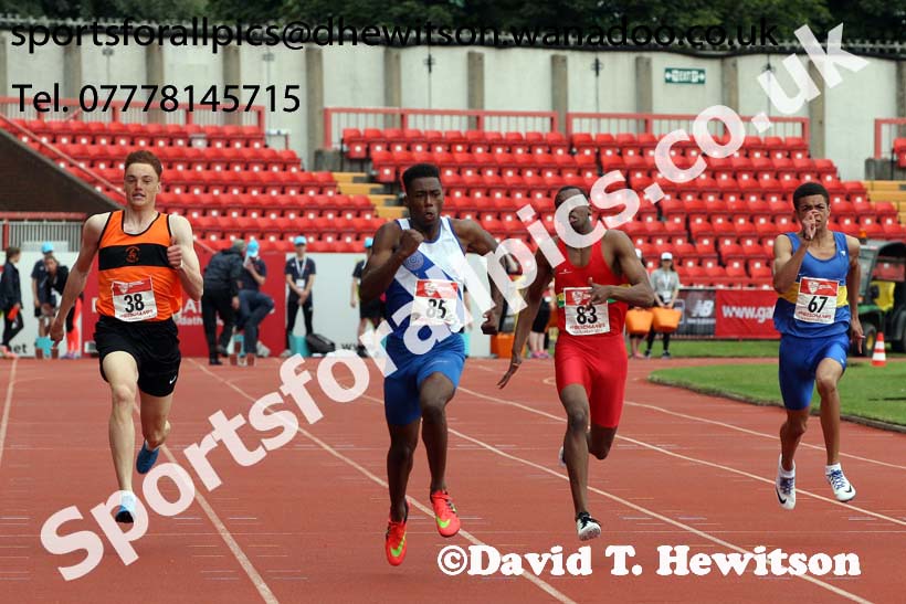 Senior boys 200 metres, English Schools Track and Field. Photo: David T. Hewitson/Sports for All Pics